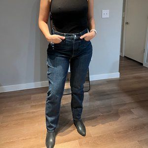 BANANA REPUBLIC  CURVY STRAIGHT JEAN